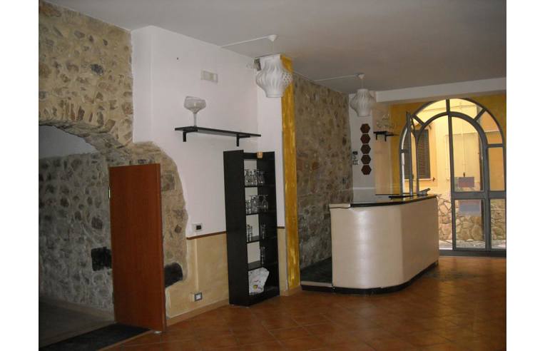 negozio in affitto a Fondi