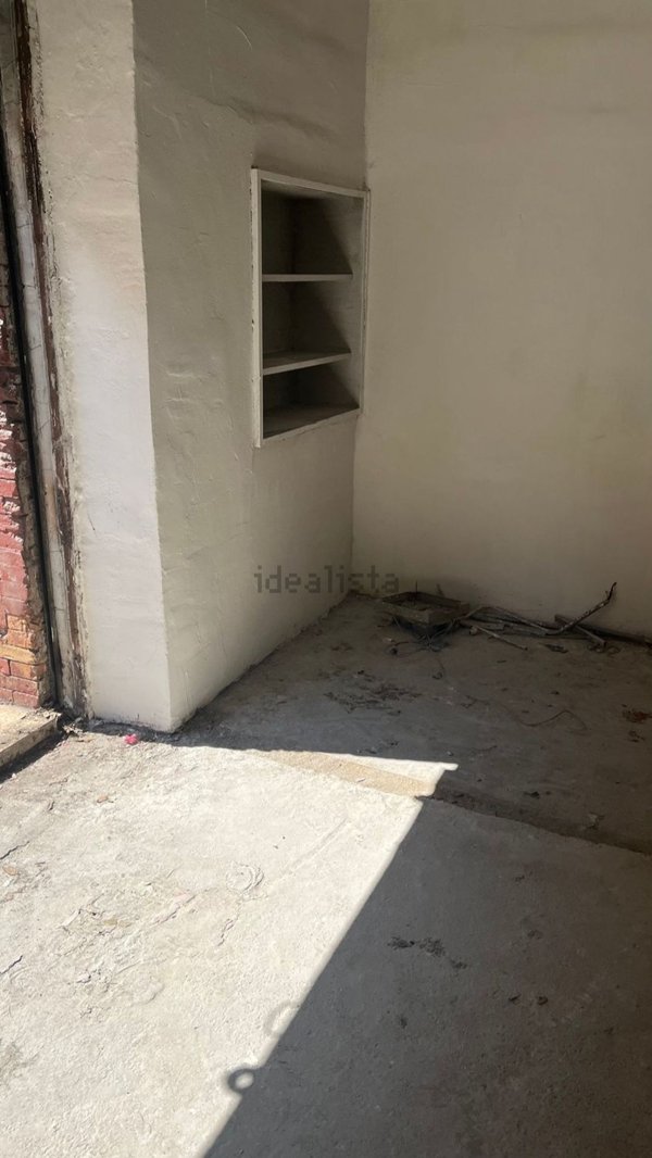 locale commerciale in affitto a Fondi