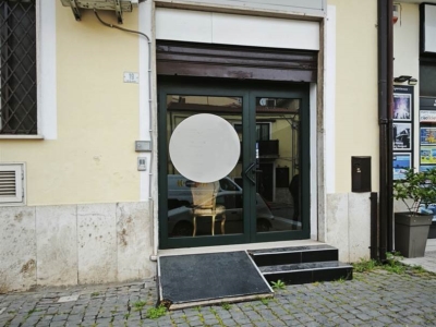 negozio in affitto a Fondi