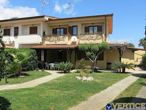 casa indipendente in affitto a Fondi