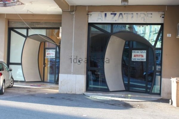 locale commerciale in affitto a Fondi