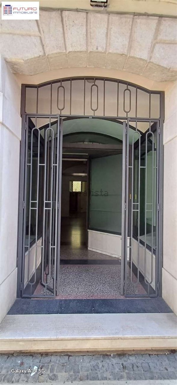 locale commerciale in affitto a Fondi