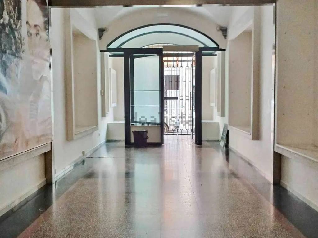 negozio in affitto a Fondi