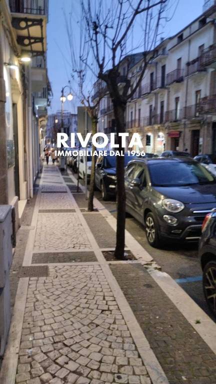 negozio in affitto a Fondi