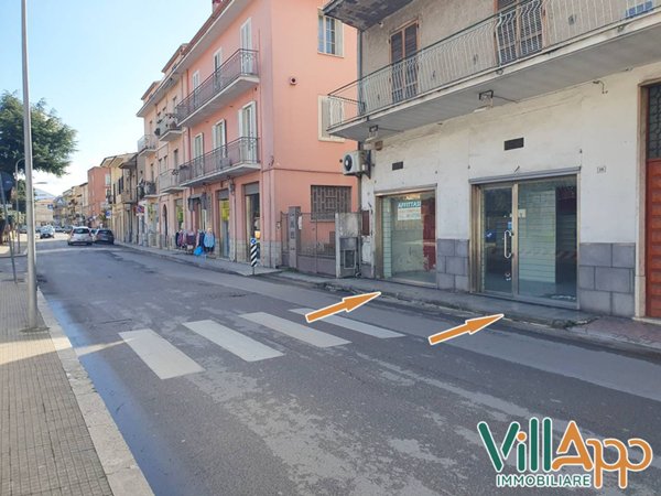 locale commerciale in affitto a Fondi