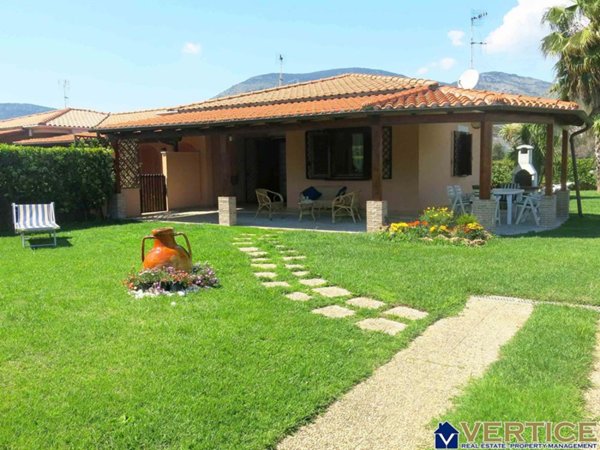 casa indipendente in affitto a Fondi