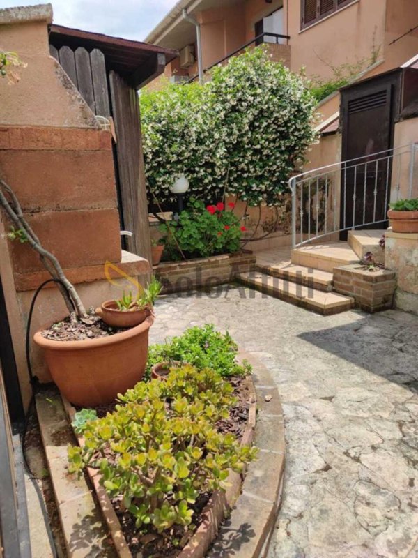 appartamento in affitto a Fondi in zona Salto di Fondi
