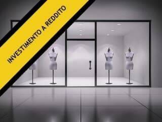 negozio in affitto a Formia