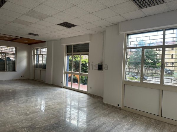 locale commerciale in affitto a Formia
