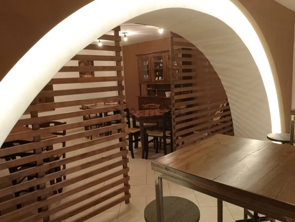 negozio in affitto a Formia