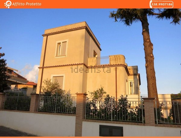 casa indipendente in affitto a Formia