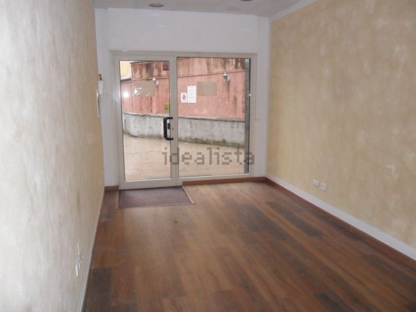 locale commerciale in affitto a Formia