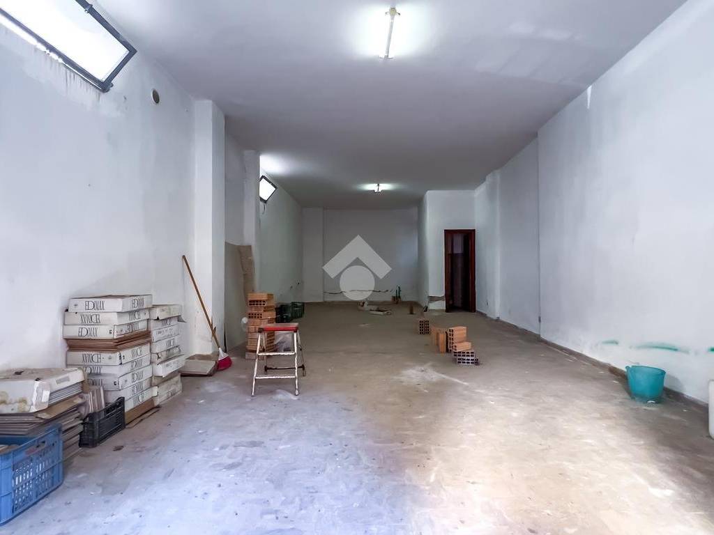 locale commerciale in affitto a Formia
