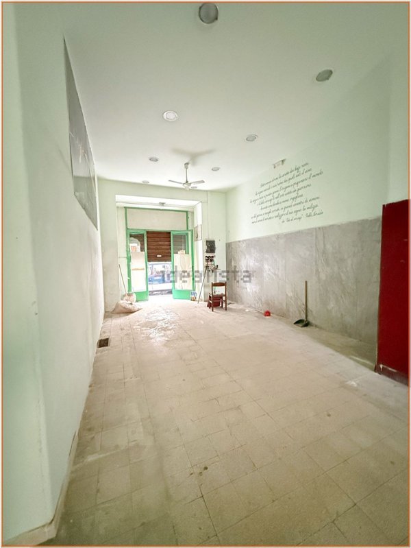 locale commerciale in affitto a Formia