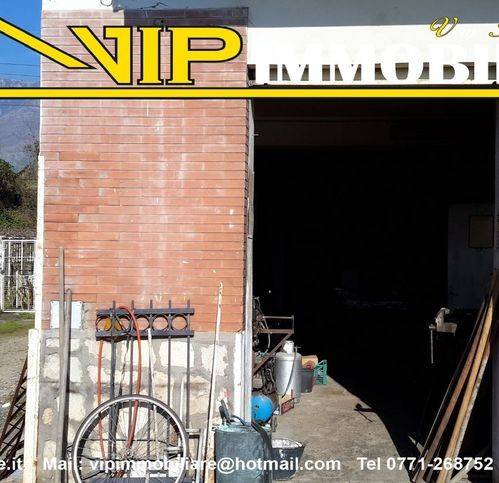 negozio in affitto a Formia