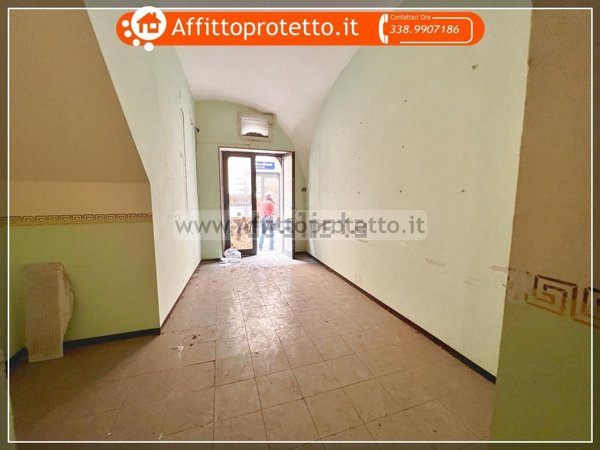 locale commerciale in affitto a Formia