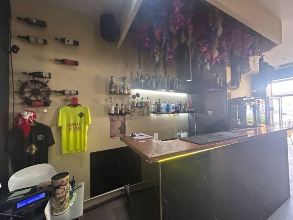 negozio in affitto a Formia