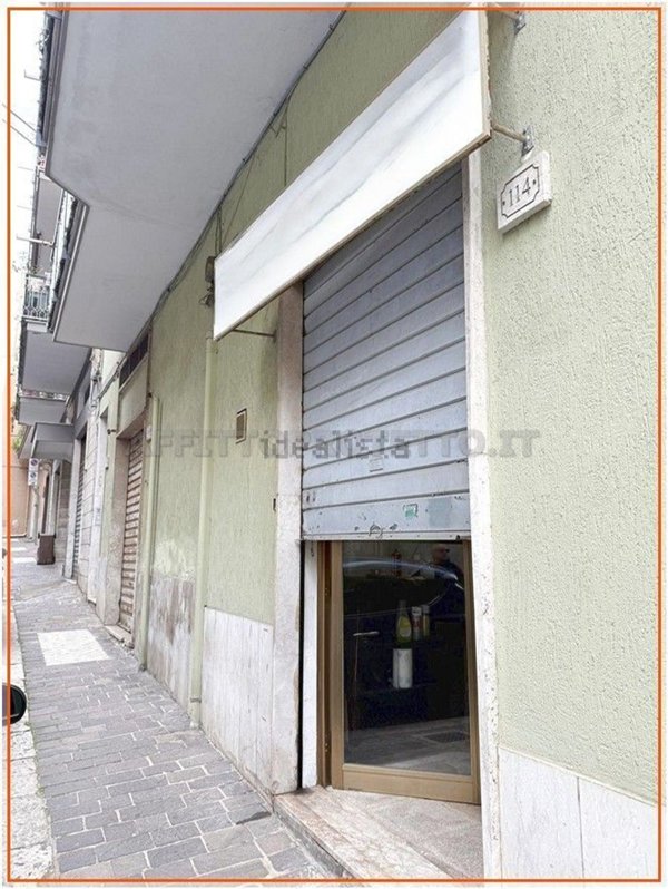 locale commerciale in affitto a Formia