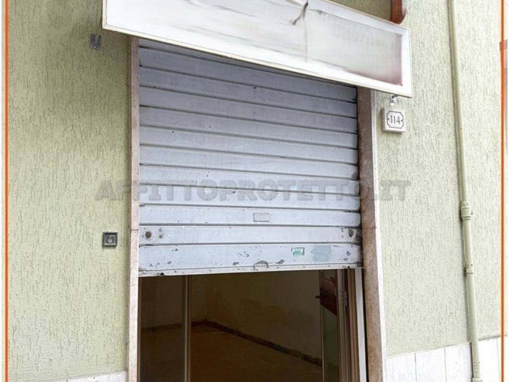 negozio in affitto a Formia