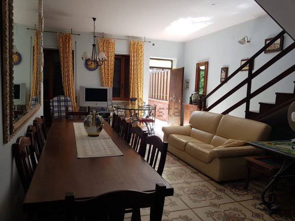 casa indipendente in affitto a Formia