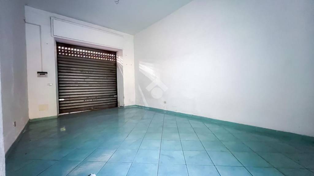 negozio in affitto a Formia