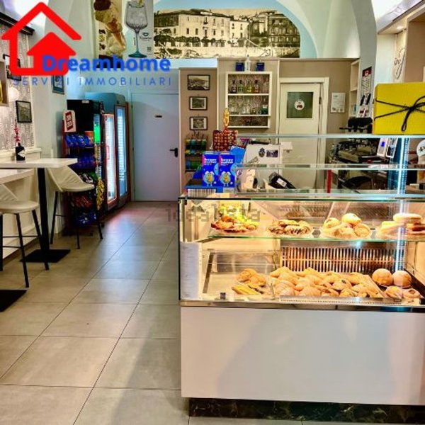 negozio in affitto a Formia