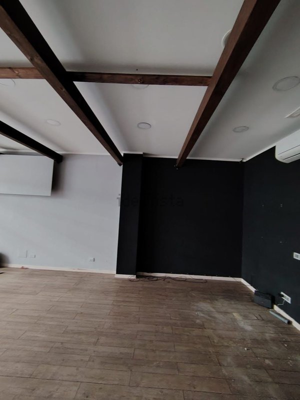 locale commerciale in affitto a Formia