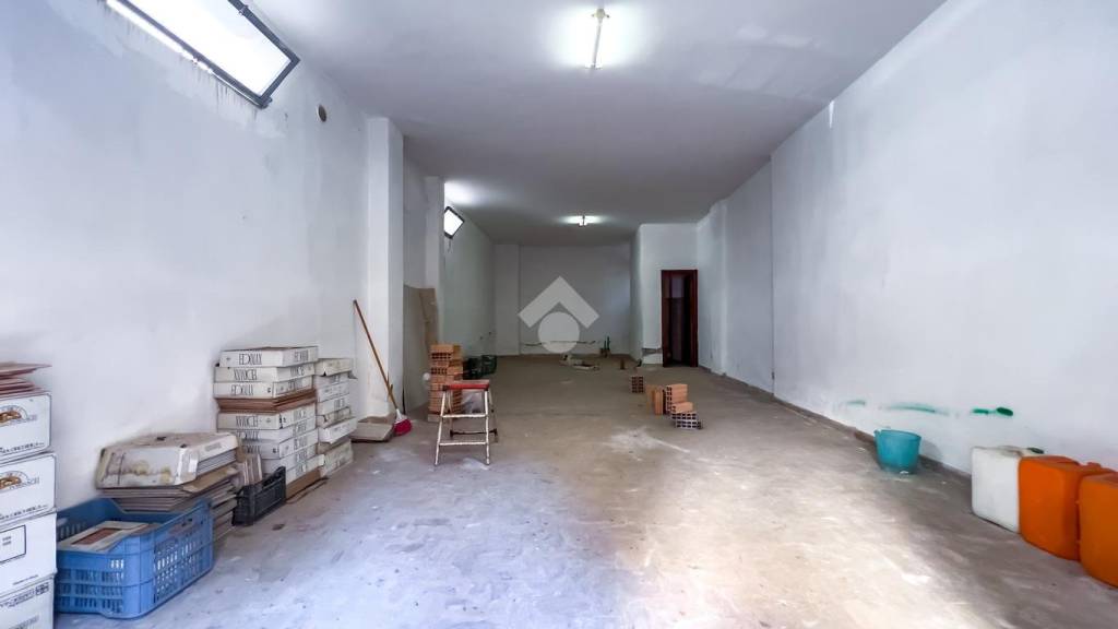 locale commerciale in affitto a Formia