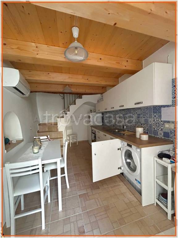 casa indipendente in affitto a Formia in zona Marànola