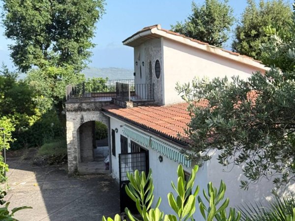 casa indipendente in affitto a Formia