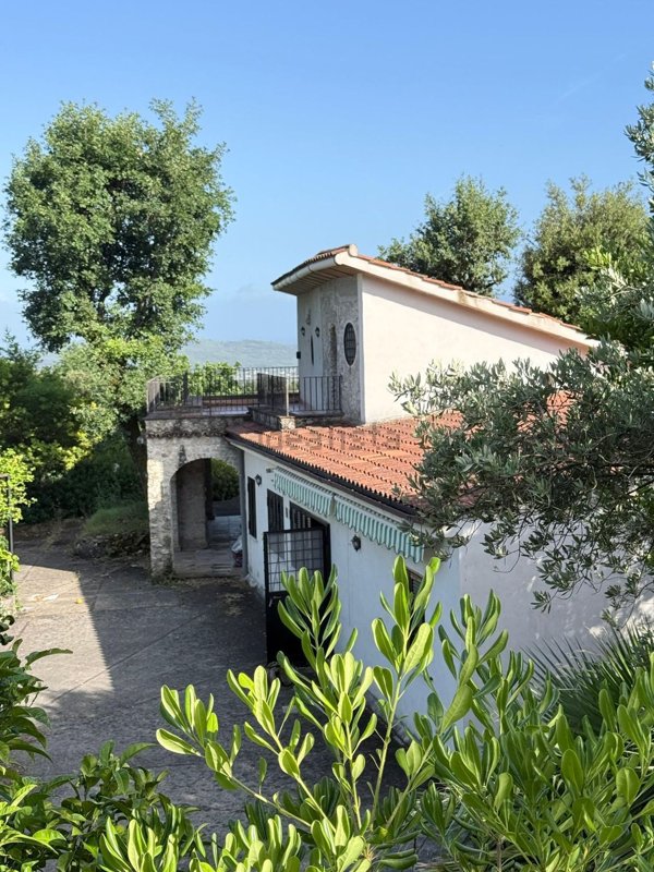 casa indipendente in affitto a Formia