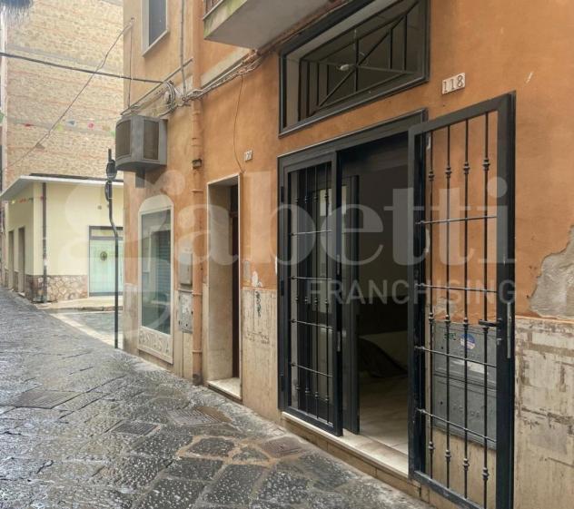 negozio in affitto a Gaeta