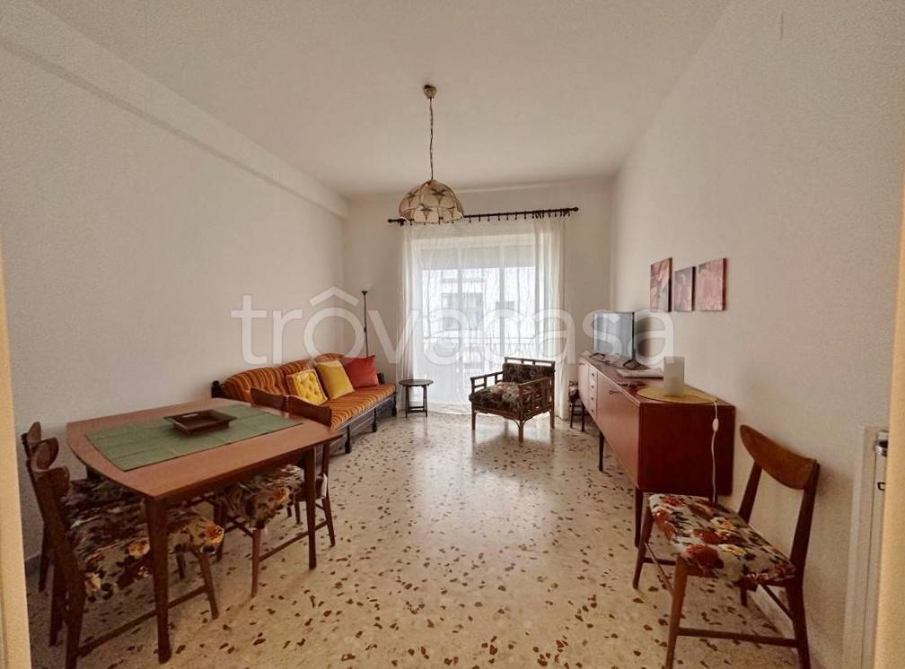 appartamento in affitto a Gaeta in zona Serapo