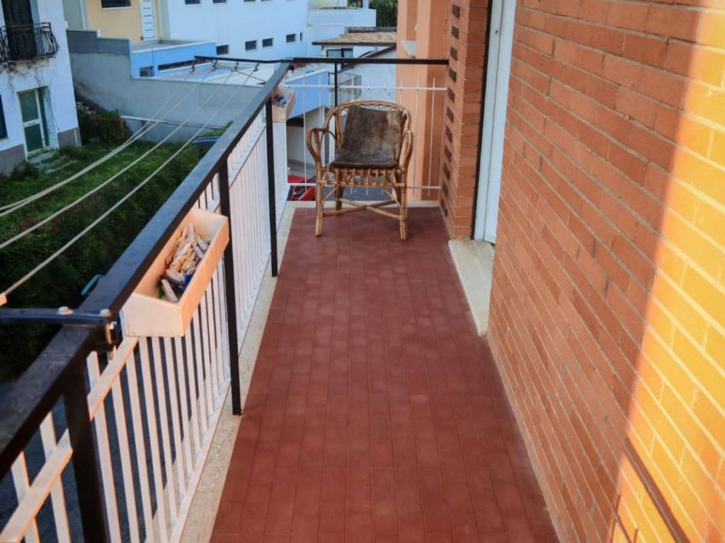 appartamento in affitto a Gaeta in zona Serapo