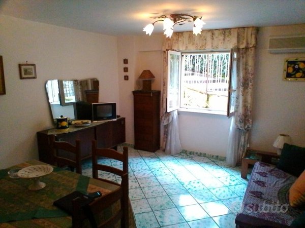 appartamento in affitto a Gaeta in zona Serapo