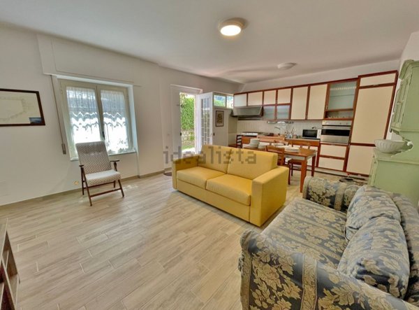 appartamento in affitto a Gaeta in zona Serapo