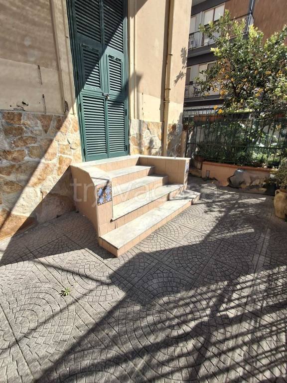 appartamento in affitto a Gaeta in zona Serapo