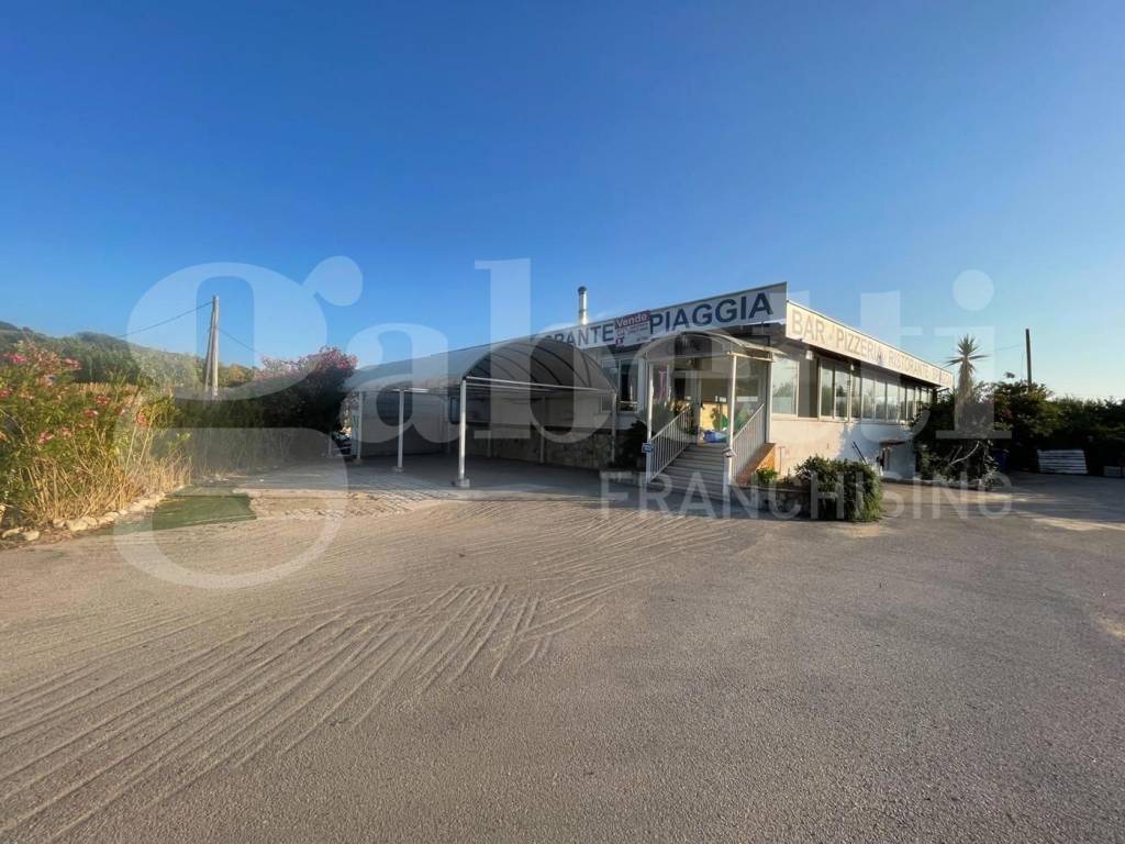 locale commerciale in affitto a Gaeta in zona Sant'Agostino