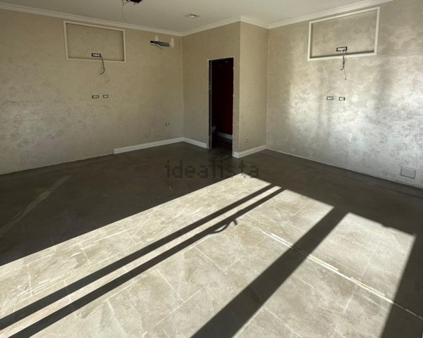 locale commerciale in affitto a Gaeta