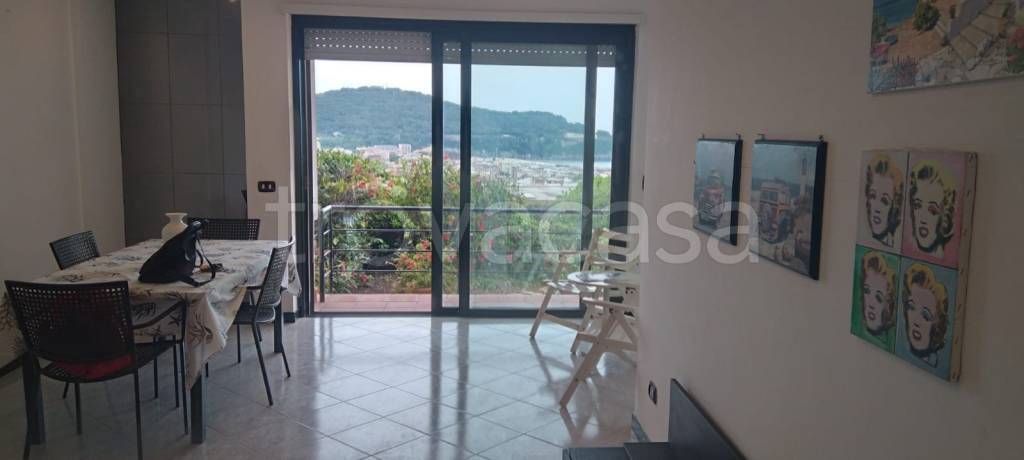 appartamento in affitto a Gaeta in zona Serapo