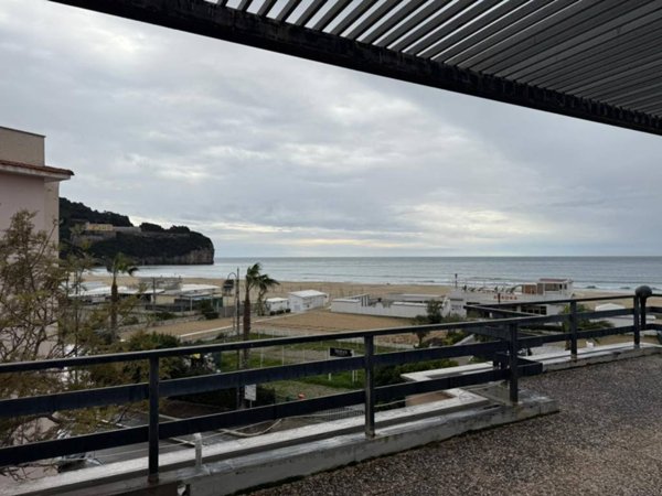 appartamento in affitto a Gaeta in zona Serapo