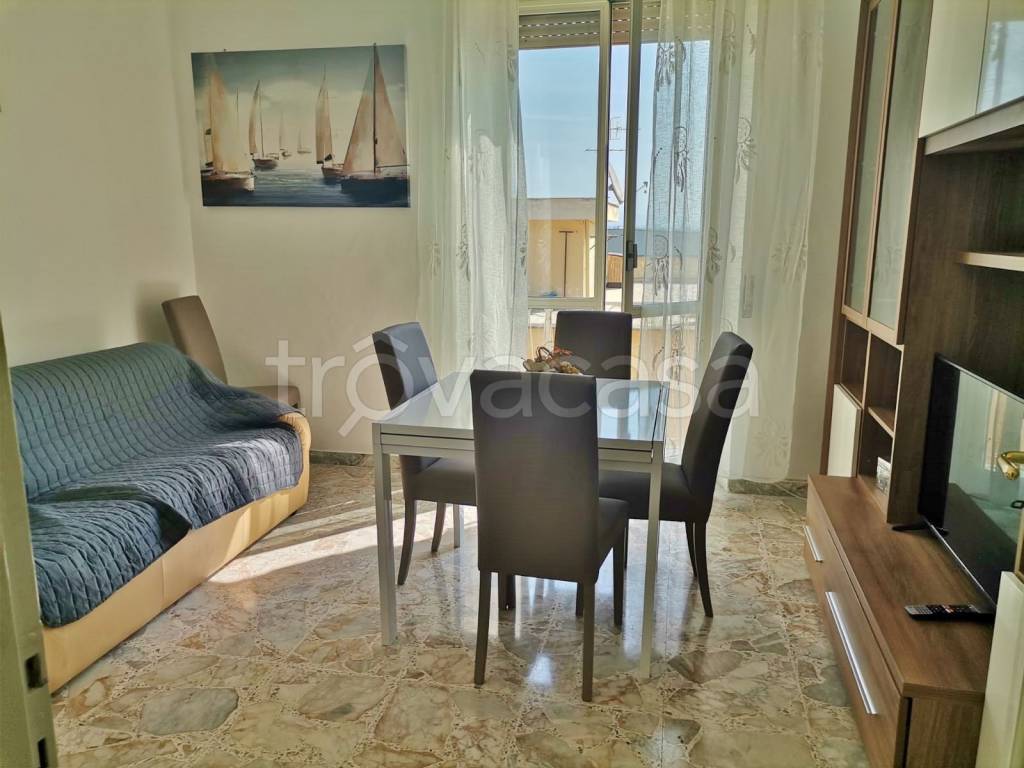 appartamento in affitto a Gaeta in zona Porto Salvo