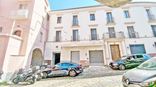 locale commerciale in affitto a Gaeta