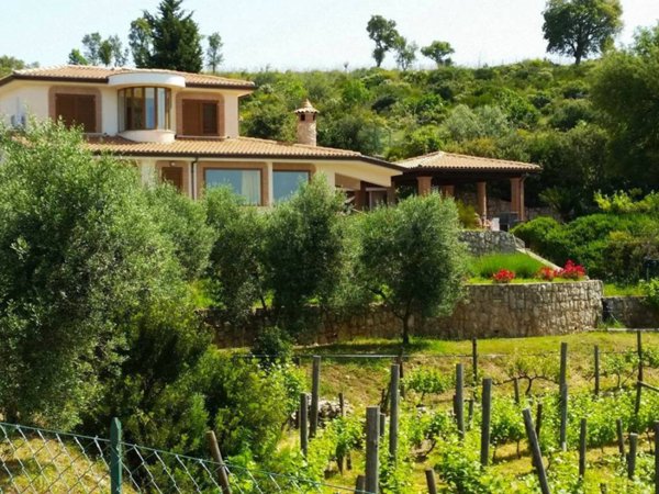 casa indipendente in affitto ad Itri