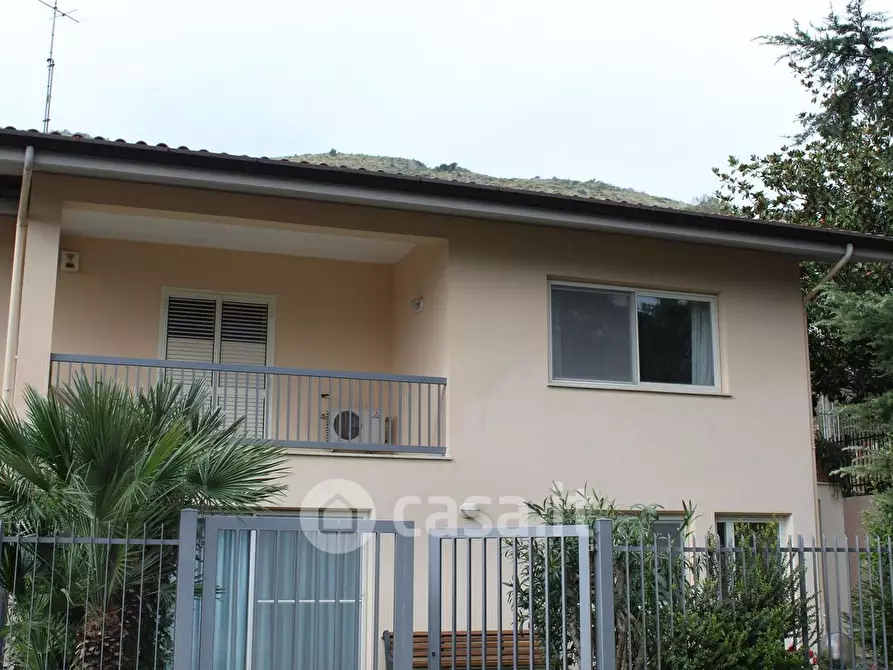 casa indipendente in affitto ad Itri