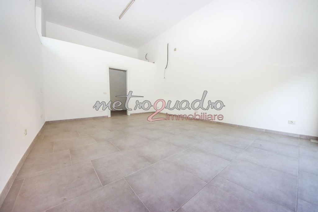 locale commerciale in affitto ad Itri