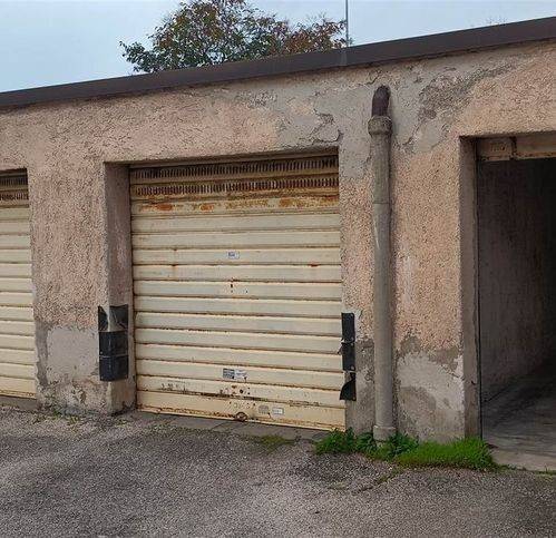 locale commerciale in affitto a Latina in zona Centro Città