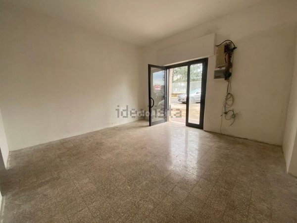 locale commerciale in affitto a Latina in zona Borgo Podgora