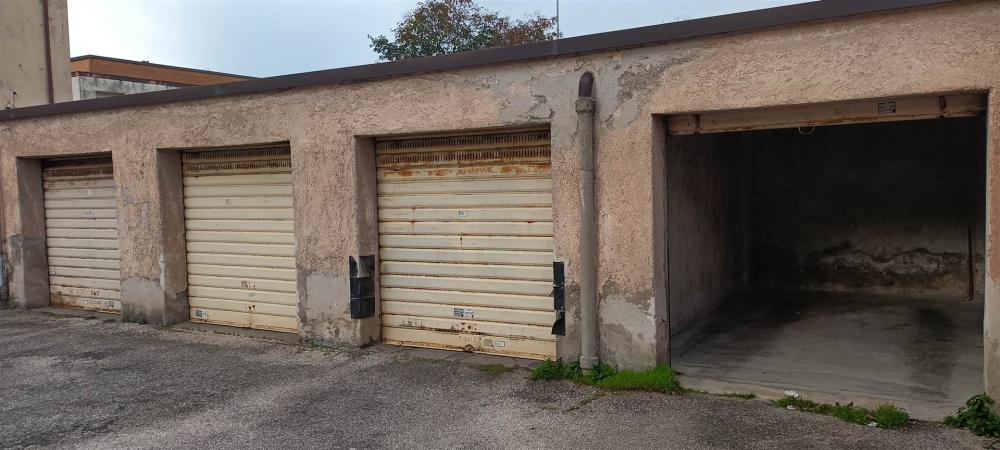 locale di sgombero in affitto a Latina in zona Centro Città