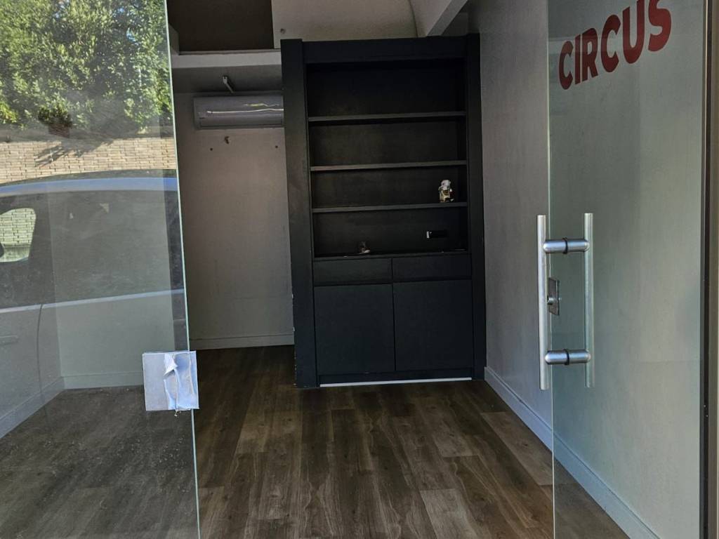 negozio in affitto a Latina in zona Centro Città